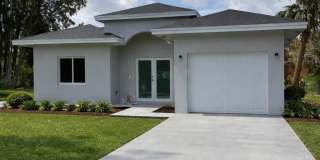 2007 N 49th Street Gallery 1