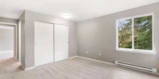 Charming 2BR Condo in Bothell Gallery 13