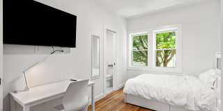 32 Munroe St Gallery 2
