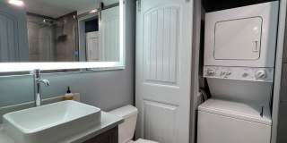 85 Pine Valley Road unit: # 14 Gallery 18