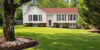 4 Bedroom, 2.5 Bath Home for Rent in Quiet Community Gallery 1