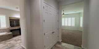 1630 W BLAYLOCK Drive Gallery 23