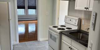 Nicely updated, pet friendly 1 bed near Porter Square in Cambridge! Gallery 1