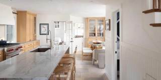 335 Gravilla Street Gallery 20