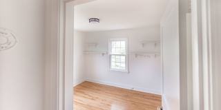 COMING SOON! Charming 3 bedroom 1 bathroom for rent! Gallery 1