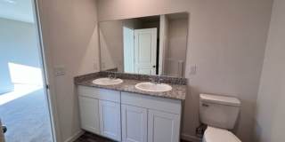 3br 2Ba 2-Story Home with fenced yard and garage Near Golf Course, Rotary Park Gallery 29