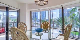 100 Harbor Drive Gallery 12