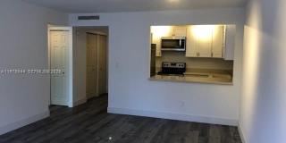 9301 SW 92nd Ave Gallery 1