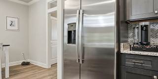 2267 Janet Street Gallery 9