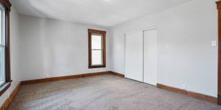 Spacious 3 Bed, 2 Bath in Newark - Move-In Ready Gallery 36