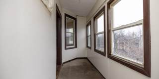 Great 4 Bed Available 9/1/26 Gallery 15