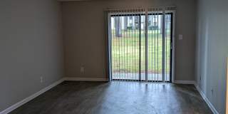 823 Applewood Lane - 1 Gallery 2