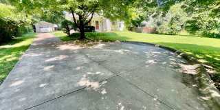 1715 S. KIMBROUGH AVE. - NO PETS - CALL OFFICE FOR SHOWING INFORMATION Gallery 24