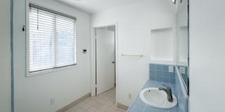 3 bedrooms & 2 bathrooms |Duplex | Oxnard | Silverstrand Beach| Unfurnished Gallery 15