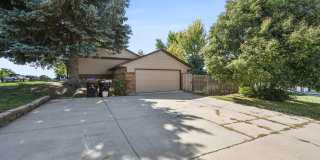 Amazing Arvada Upstairs Duplex Available Now! Amazing Arvada Upstairs Duplex Available Now! Gallery 1