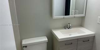 206 NE 3rd St Gallery 1