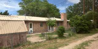 Spacious 3 bedroom, 2 bathroom Home. PET FRIENDLY! Gallery 19