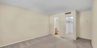 Great Brandon Location! Gallery 14