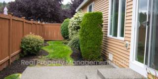 Beautifully Remodeled Modern 3-Bedroom TownHome with Fenced Yard & Garage in Orting Beautifully Remodeled Modern 3-Bedroom TownHome with Fenced Yard & Garage in Orting Gallery 27
