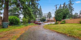 Cozy rambler with large outdoor space!!! Gallery 3