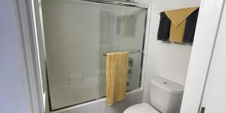 NEW 2 Bed, 2 Bath LOFTS! HEART OF KOREATOWN! * WASHER & DRYER in unit! Gallery 19