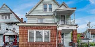 405 W Ferry unit: Lower Gallery 1