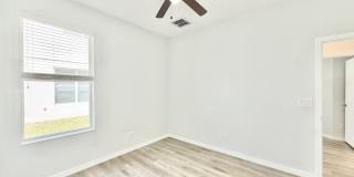 8305 Deerland Bluff Lane Gallery 35