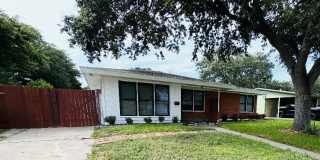 1024 Miramar Place 1024 Miramar Place Gallery 1
