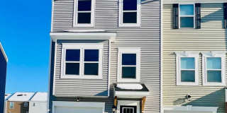 Brand New 4 Bed 3.5 Bath End Unit Townhome in Inwood Gallery 1