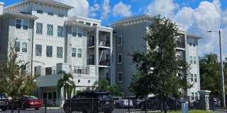 Lola Apartments Gallery 17