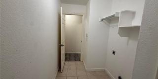 Beautiful 3 bed 2 bath house on corner lot Beautiful 3 bed 2 bath house on corner lot Gallery 19