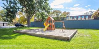 109th Place Apartments Gallery 76