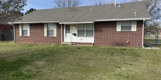 2310 South Hickory Street Gallery 1