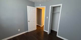 East Fountain Square 3 Bedrooms 1.5 Baths Gallery 22