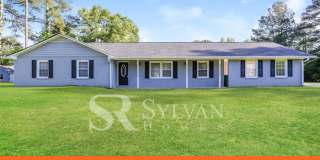 10 Pine Circle Gallery 1