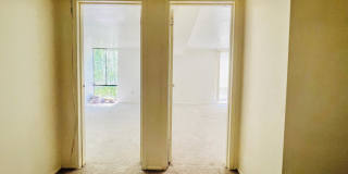 8665 GREENBELT Road Gallery 16
