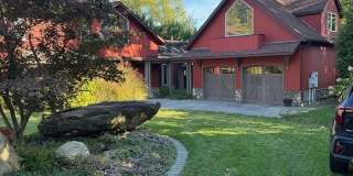 7 Briar Lane Gallery 1