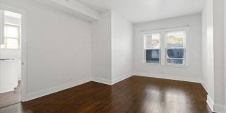 5742 N Milwaukee Gallery 6