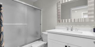 5633 West Bloomfield Road Gallery 40