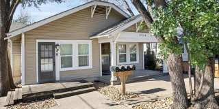 2904 Pearl #A - Very nice 2 bed 1 bath home in West Campus Gallery 3