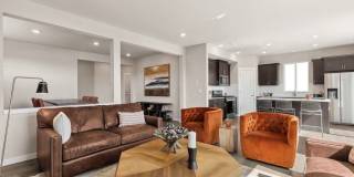 Modern 5 Bed Home Gallery 7