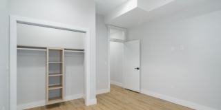 2460 Dickinson Street Gallery 14