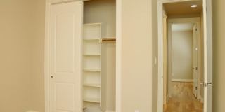 UT PRE-LEASE: Beautiful, Recently Constructed 6 bed/ 4 ba home in North Loop Area, Mins to UT Gallery 14