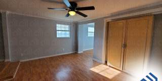Spacious 4-bedroom 1.5 bath home AVAILABLE NOW! Gallery 5