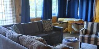 Four Bedroom with Fireplace and Parking Gallery 1