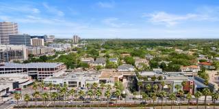 1010 Waugh Apartments Gallery 45