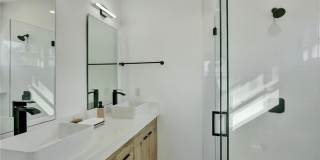 918 Eisenhower Boulevard Gallery 9