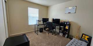 3 Bed 3 bath house in 80916! Gallery 22