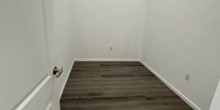 24 Elm St Gallery 4