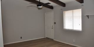 Great 2 Bedroom 1 bath duplex in South Austin Gallery 7